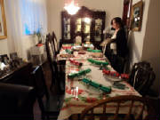 Jean/Helenpartytable.jpg
